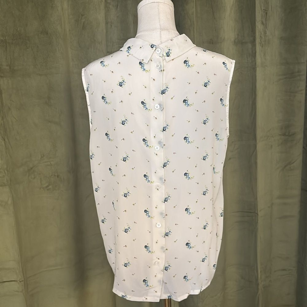 Equipment Femme Silk Sleeveless Blouse White Blue Floral Print Size L - Picture 7 of 10